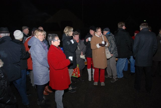 2012 lk weihnachtsfeier und spendenuebergabe 05