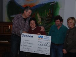 2012 lk weihnachtsfeier und spendenuebergabe 16