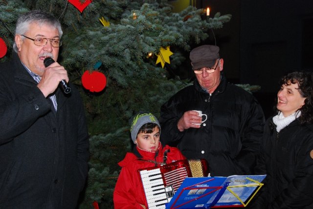 2014 12 16 lk christbaumsingen 05