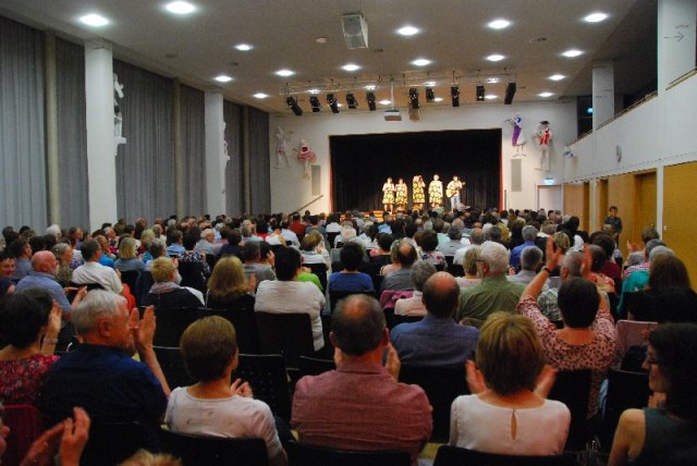 lk 70 jahre mit den schrillen fehlaperlen 052