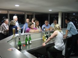 lk 70 jahre mit den schrillen fehlaperlen 060