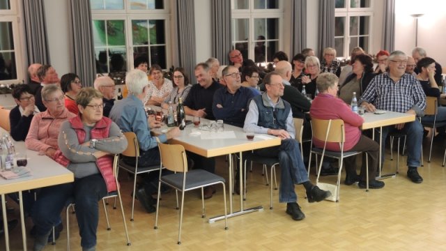 2019 12 17 christbaumsingen dorfmitte und adventsfeier  23