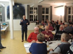 2019 12 17 christbaumsingen dorfmitte und adventsfeier  26