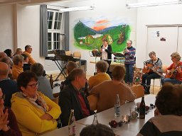 2022 12 13 lk christbaum singen und weihnachtsfeier 043