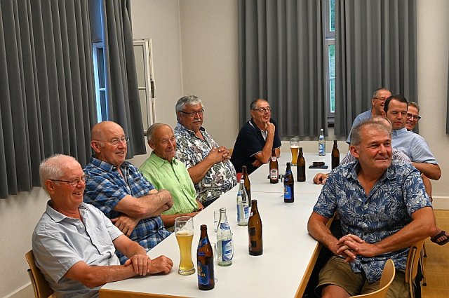 2022 07 19 decamino und kirchenchor gratulieren sieger und peter 018
